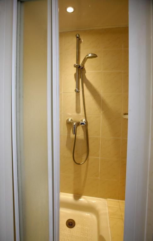 Hotel Sunny Paris Luaran gambar