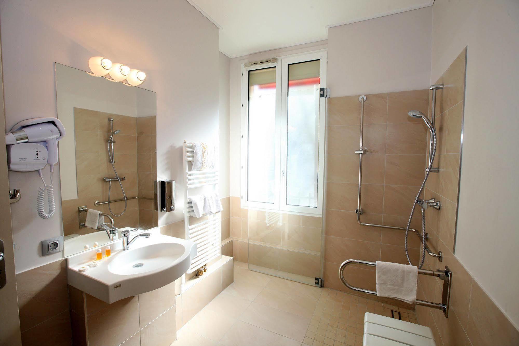 Hotel Sunny Paris Luaran gambar