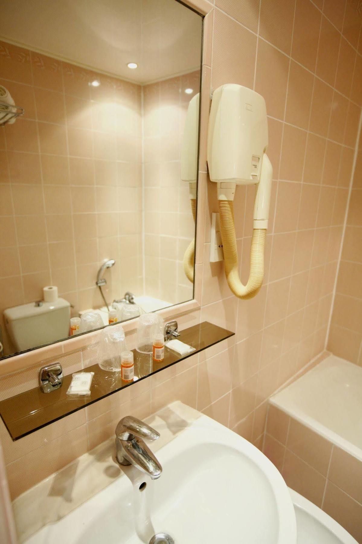 Hotel Sunny Paris Luaran gambar